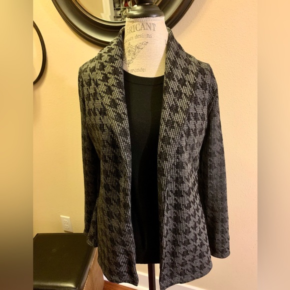 LN DARLING COLDWATER CREEK PEPLIN LONG SLEEVE JACKET. SAYS SZ XS BUT IS A SM. - Picture 1 of 8